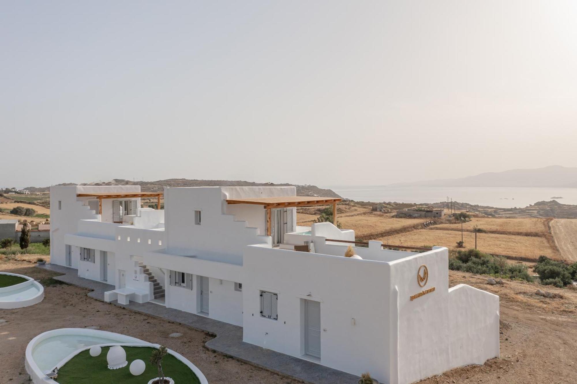 Ariadne'S Crown Luxury Suites With Private Pool Vivlos Exterior photo